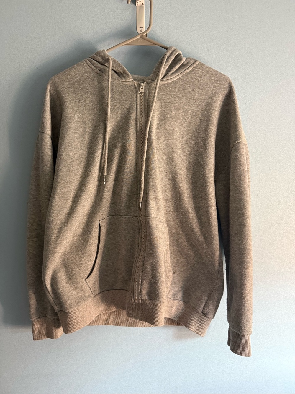Women’s gray zip up